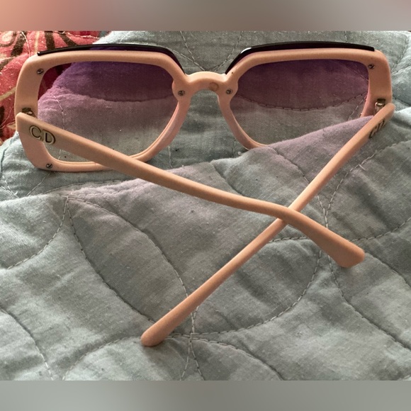 Pretty in Pink Christian Dior! - Picture 2 of 2